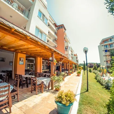 Crown Fort Club, Sea View Apartment *