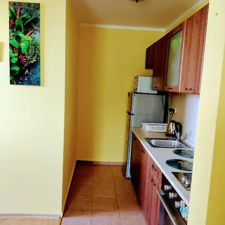 Crown Fort Club, Sea View Apartment Апартамент Свети Влас