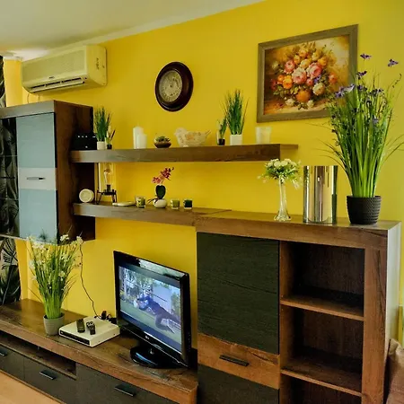 Crown Fort Club, Sea View Apartment Свети Влас
